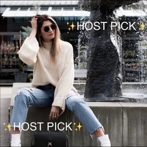 ✨HP✨ NWT Levi’s wedgie selvage jeans cropped